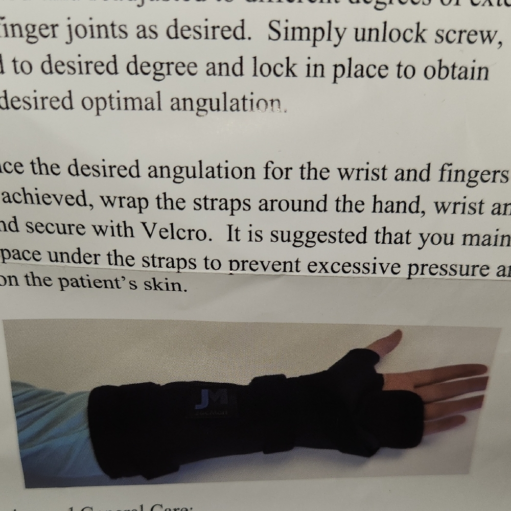 Optima Black Wrist Brace